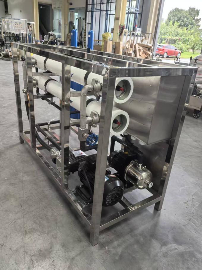 Ro Instrument Device A 500L seawater desalination device that meets the standards for ...
